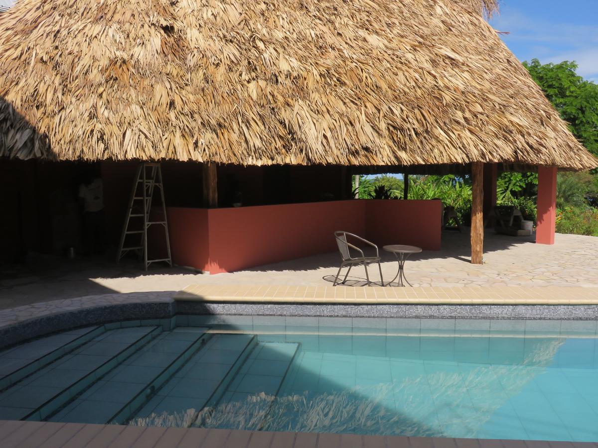 Coral House Bed & Breakfast ปุนตากอร์ดา ภายนอก รูปภาพ